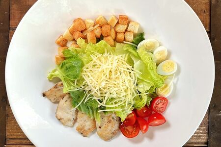 Цезарь с курицей