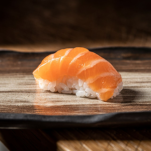 Суши Лосось