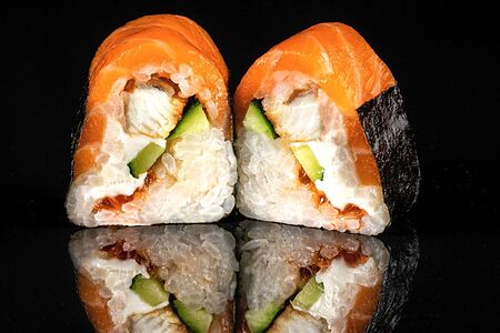 Ролл Сяки кадо