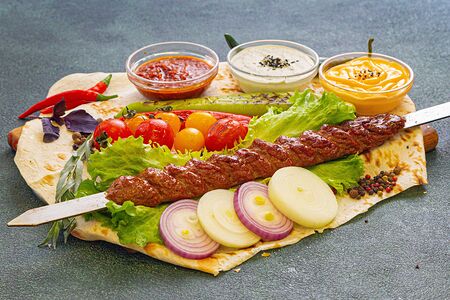 Люля-кебаб в лаваше из ягненка