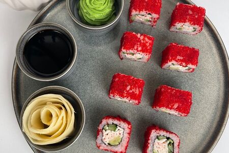 Калифорния с угрем