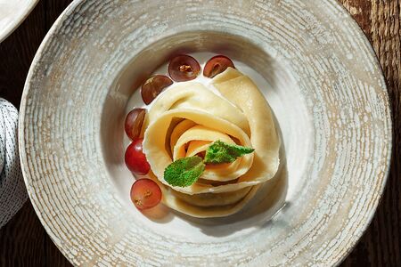 Джирелла с рикоттой и шпинатом