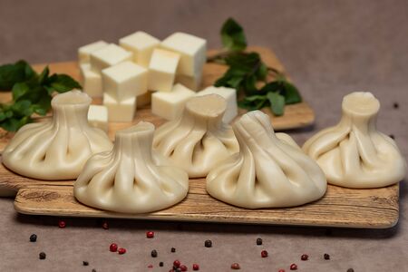 Хинкали с сыром и мятой