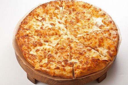 Хачапури по-менгрельски с сыром внутри и снаружи