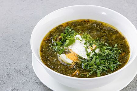 Щавелевый суп горячий