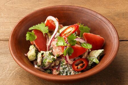 Овощной салат по-грузински