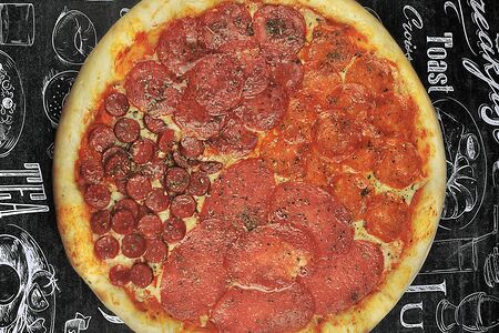 Пицца 4 салями