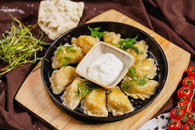 Вареники с адыгейским сыром на сковороде