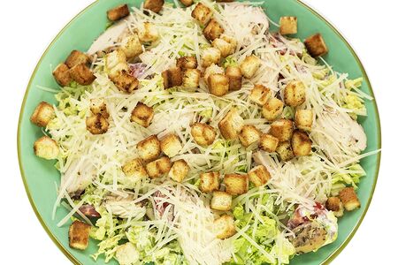 Салат Цезарь с курицей