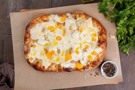 Римская пицца Четыре сыра