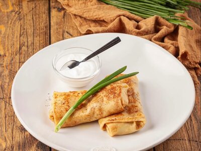 Блинчики с грибами и луком