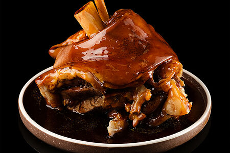 Рулька в соусе