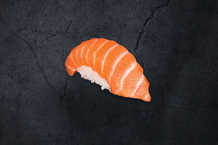 Суши Лосось