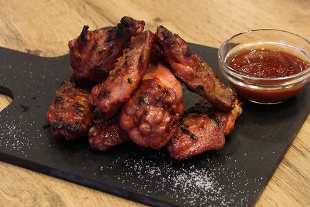 Крылья в маринаде на гриле