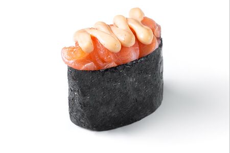 Гункан Острый лосось