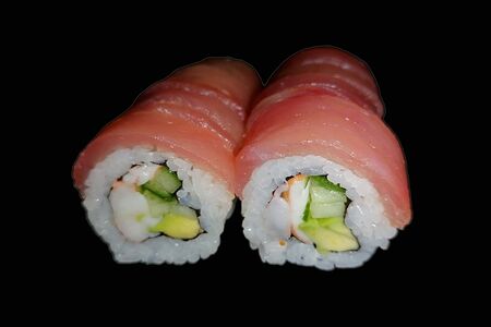 Яркий тунец