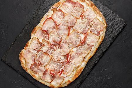 Пицца Бекон Пармеджано