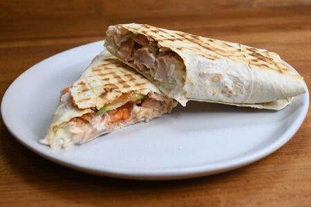 Большая шаурма со свининой