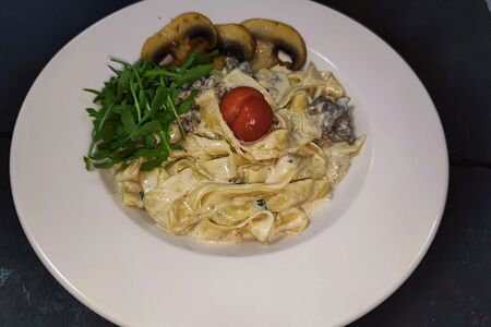 Паста с телятиной и белыми грибами