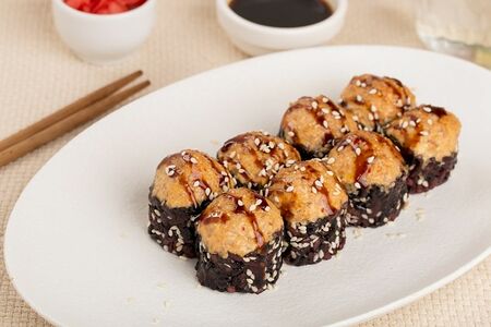 Запеченный ролл Блэк стар с курицей