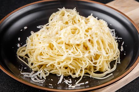 Спагетти с сыром