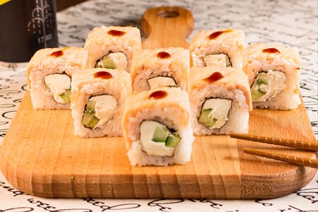 Ролл Лосось гриль