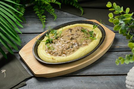 Бефстроганов из говядины