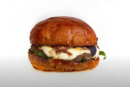 Бургер Моцарелла и вяленые томаты