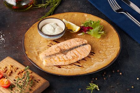 Стейк из лосося