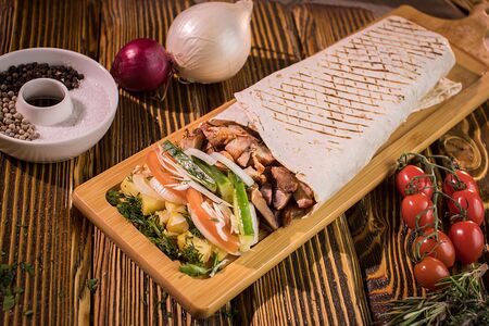 Шаурма свиная на углях