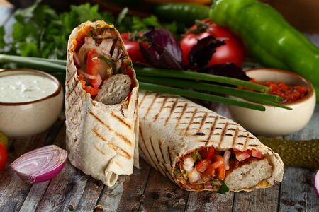 Люля-кебаб в лаваше