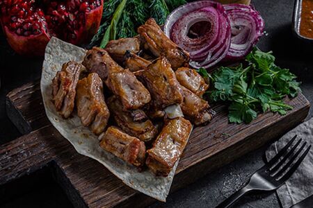 Шашлык из бараньих семечек