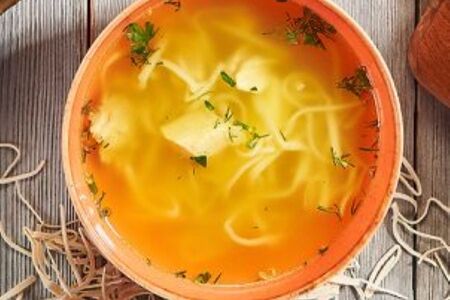 Куриный суп с лапшой