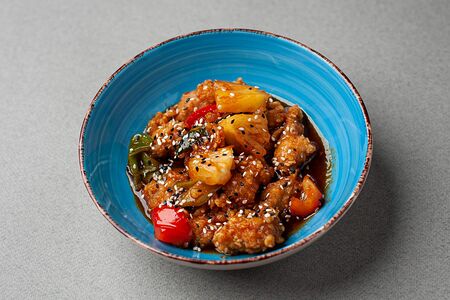 Свинина в кисло-сладком соусе