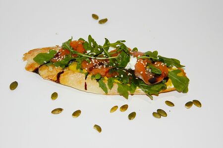 Хрускетта с лососем