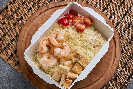 Салат Цезарь с креветкой