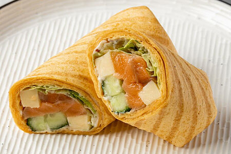 Ролл с семгой