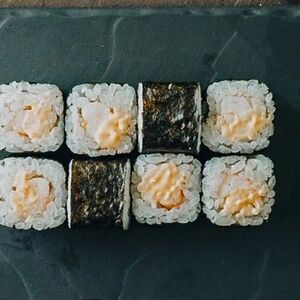 Хосомаки с креветками