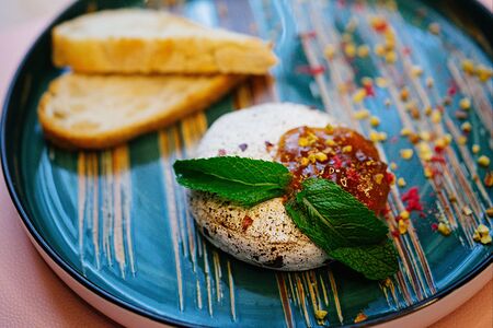 Запеченный камамбер