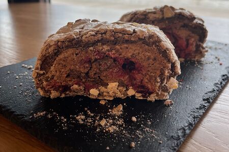 Меренговый рулет