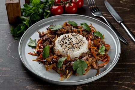 Говядина с овощами