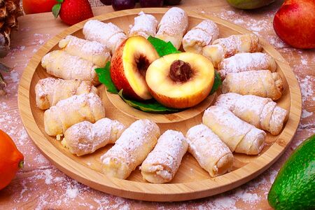 Рогалики с абрикосом