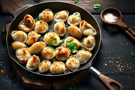 Пельмешки, поджаренные до золотистой корочки
