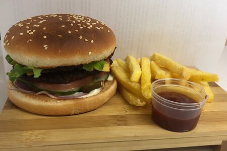 Бургер Мясной острый