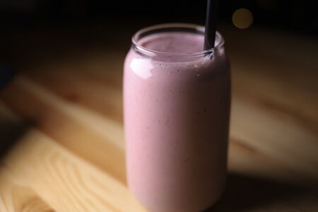 Клубничный милкшейк