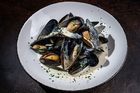 Мидии в сливочном соусе