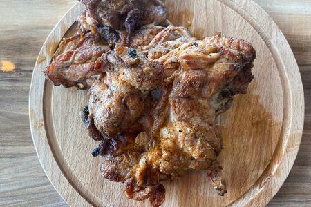 Шашлык из куриного окорочка без кости