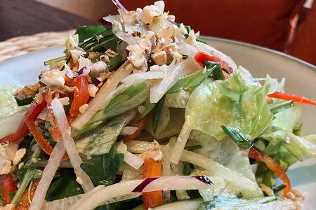 Зеленый салат