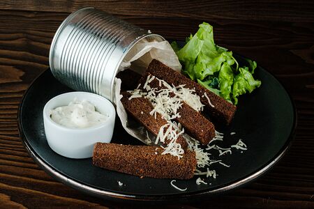 Гренки чесночные