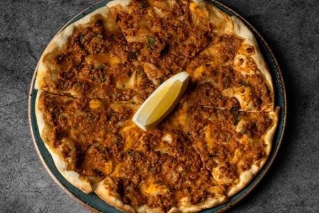 Ламаджо с мясом